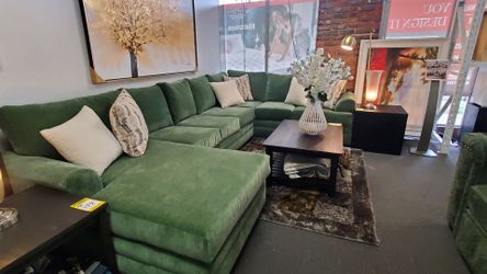 Sectional custom made too order