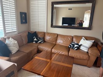 10’ X 10’ leather sectional