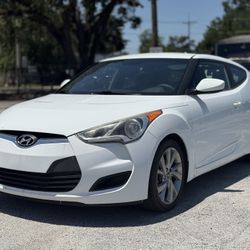 2016 Hyundai Veloster 