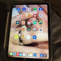 Apple iPad 10th Gen