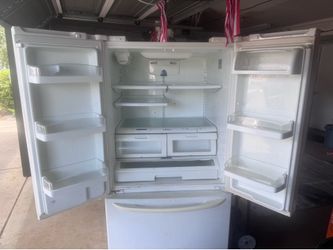 Refrigerator Free you pick up
