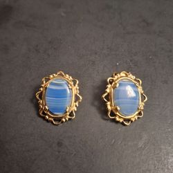 Clip On Earrings Goldtone With Beautiful Oval Blue Banded Agates, Vintage Mid 20th Century