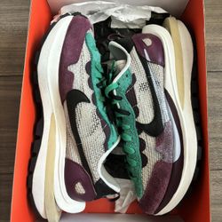 Nikes Vaporwaffle Sacai 