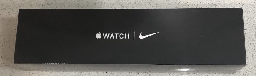 Brandnew Apple Watch Nike series 5 44mm GPS