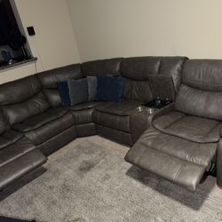 Sectional Recliner 