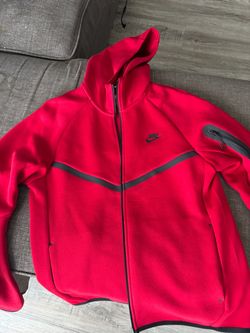 Nike tech size m