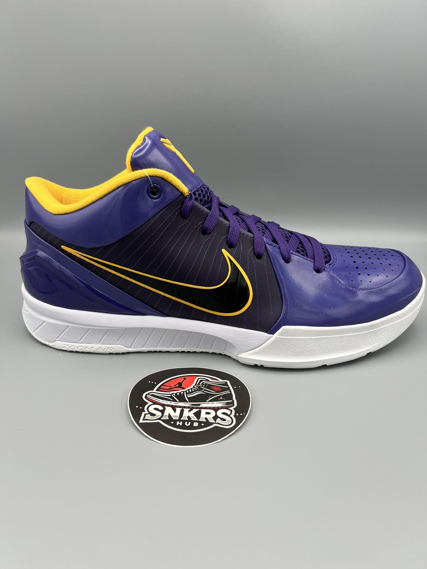 💥 Kobe 4 Undefeated LA Lakers Size 12