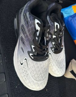 Shoes & laundry bag
