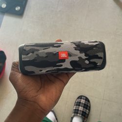 JBL Flip 5