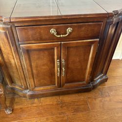 Bernhardt Buffet / Server Cabinet (Drawer + Storage) - $100 OBO