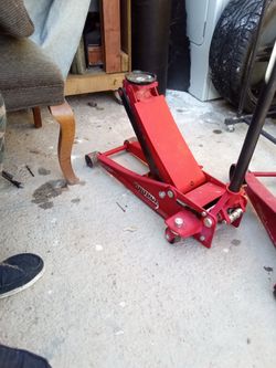 Floor jack