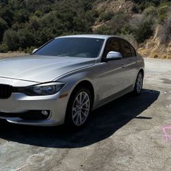 2017 BMW 3 Series · 320i Sedan 4D