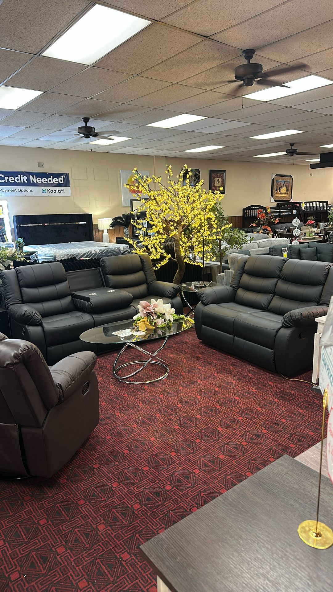 2pc Reclining Black Sofa And Love Seat With Cup Holders