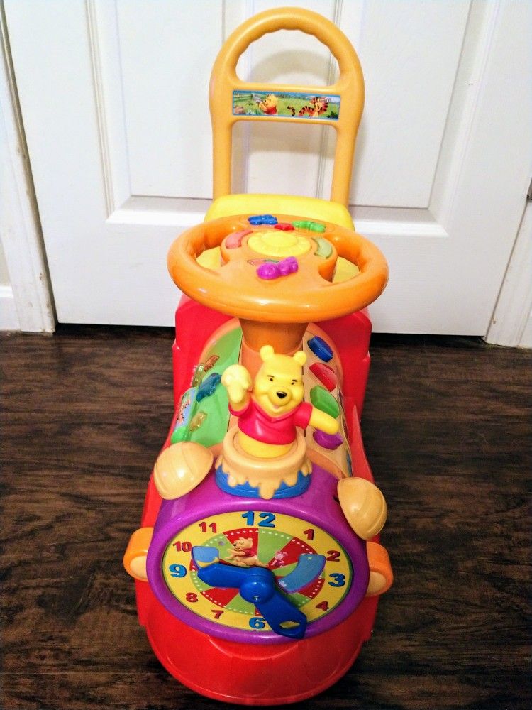 Disney Winnie the Pooh tick tock clock train ride on Pooh talks, moving clock, lights, sounds, & more