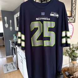 Richard Sherman Jersey Like T-Shirt 2 XL