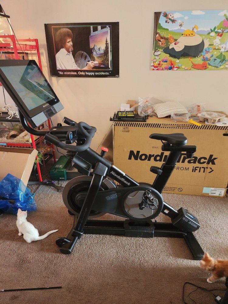 NordicTrack Exercise Bike S22i