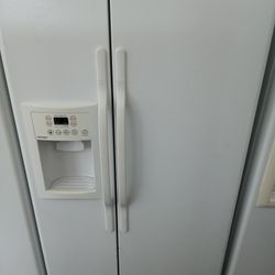 Ge Side By Side Refrigerator 