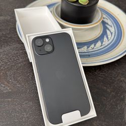 iPhone 15 Brand New Opem Box Unlock