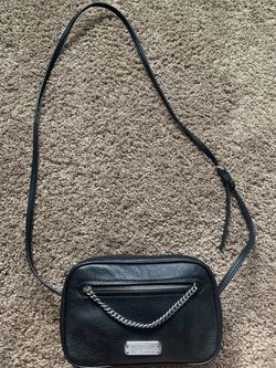 In excellent condition. Marc Jacobs Purse Black Bag Standard Supply Model. Type: Work Wear.