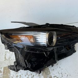 Mazda Cx30 Right Headlight Oem