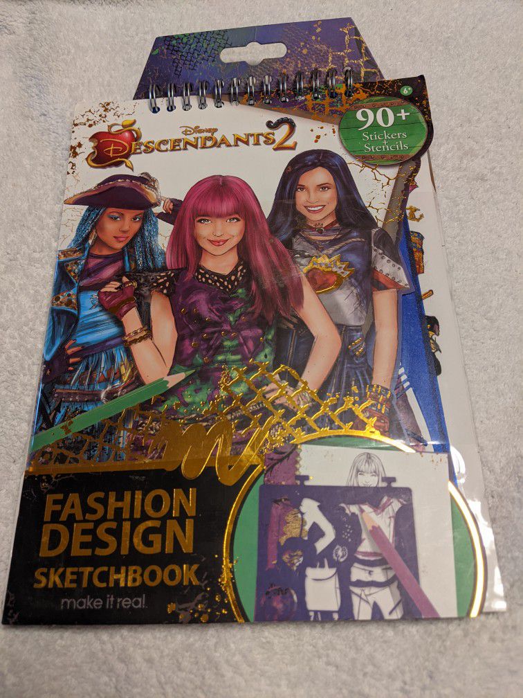 Disney Descendants 2 Fashion Design Sketchbook for Sale in Lindenhurst, NY  - OfferUp