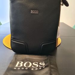 Hugo Boss Men’s Messenger Bag 