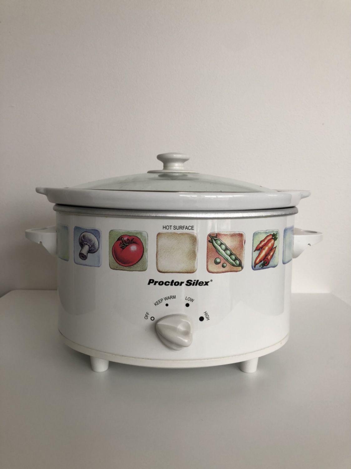 Sold at Auction: PROCTOR SILEX SMALL CROCK POT