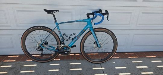 CINELLI KING ZYDECO GRAVEL ROAD BIKE