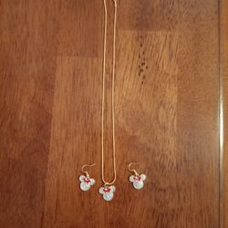 Newly Crafted Blingy Minnie Mouse Jewelry Set