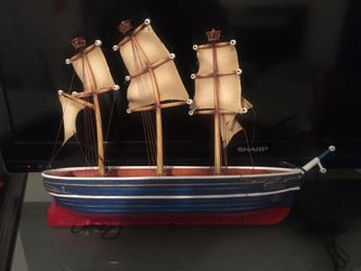 Nice looking display boat!!!