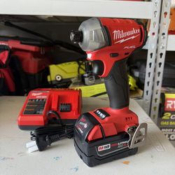Milwaukee M18 FUEL SURGE 18V Lithium-Ion Brushless Cordless 1/4 in. Hex Impact Driver w/5.0 Battery with charger 