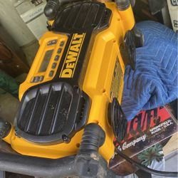 Dewalt Radio 18 Voltage 