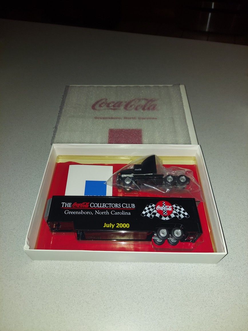 RARE WINROSS COCA-COLA COLLECTORS CLUB GREENSBORO, NORTH CAROLINA JULY 2000 SEMI TRUCK IN BOX