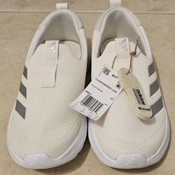 ADIDAS CLOUDFOAM WOMEN'S  Sneakers SIZE 7.5- Adidas Mujer Size 7.5 BRAND 