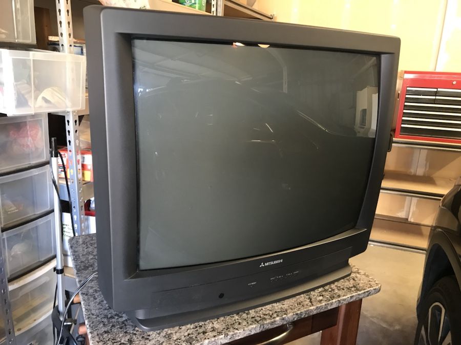 Mitsubishi 27” Color TV
