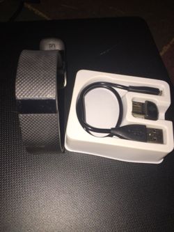 FITBIT CHARGE HR