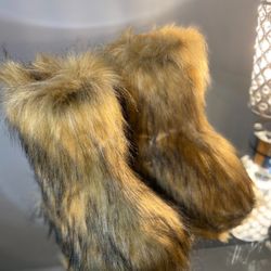 Brown Knew Knew Boots Size 7.5,8 Message True Size & Order 