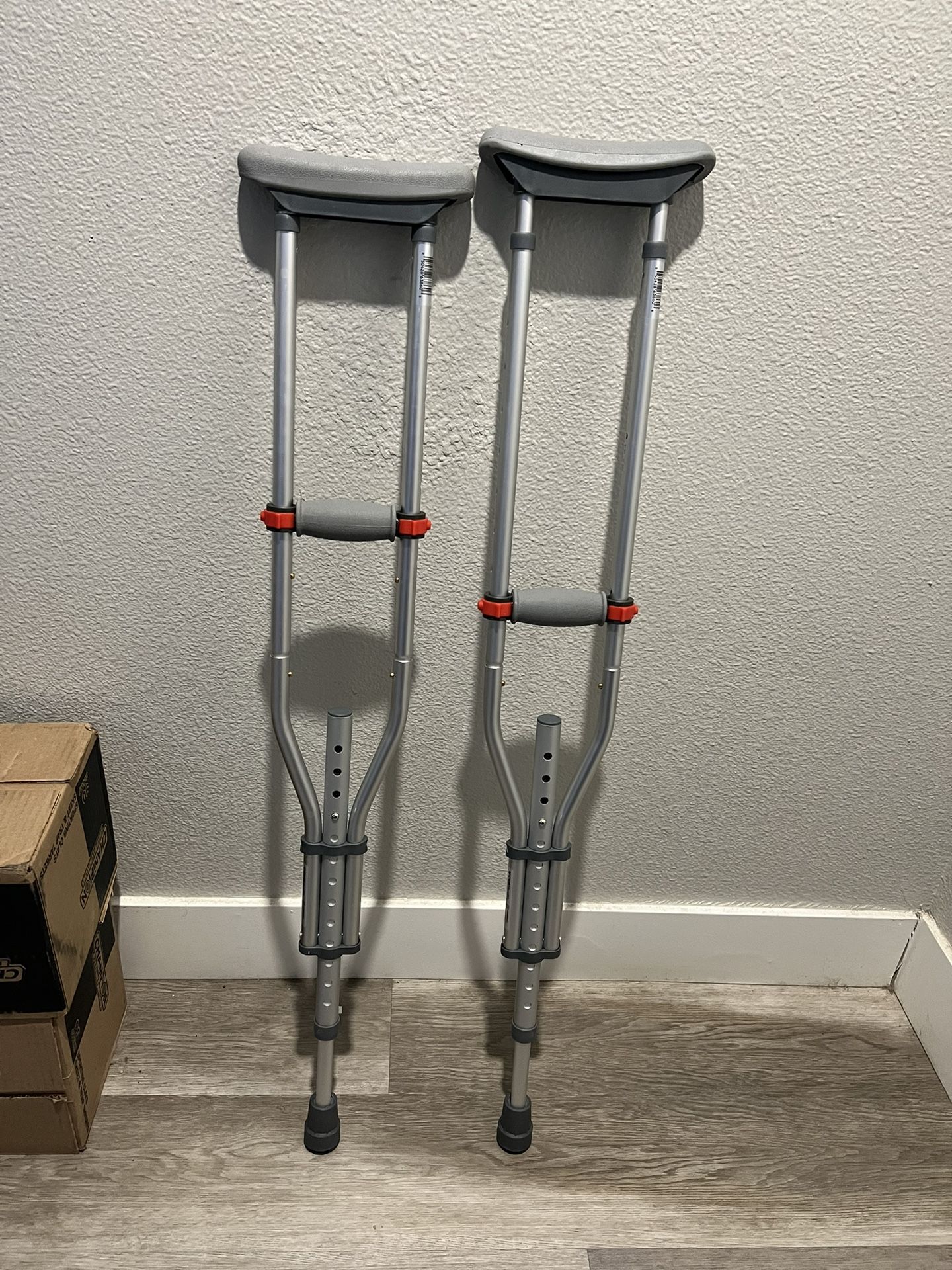 Adult Crutches. Brand New. for Sale in Las Vegas, NV OfferUp
