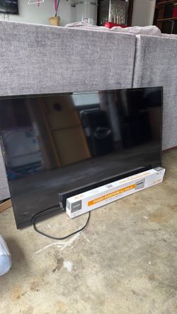 43 inch Vizio TV with wall mount