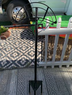 Garden hose Holder