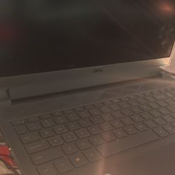 Dell laptop 15 in screen nvidia rtx 3060 16gb ram i7