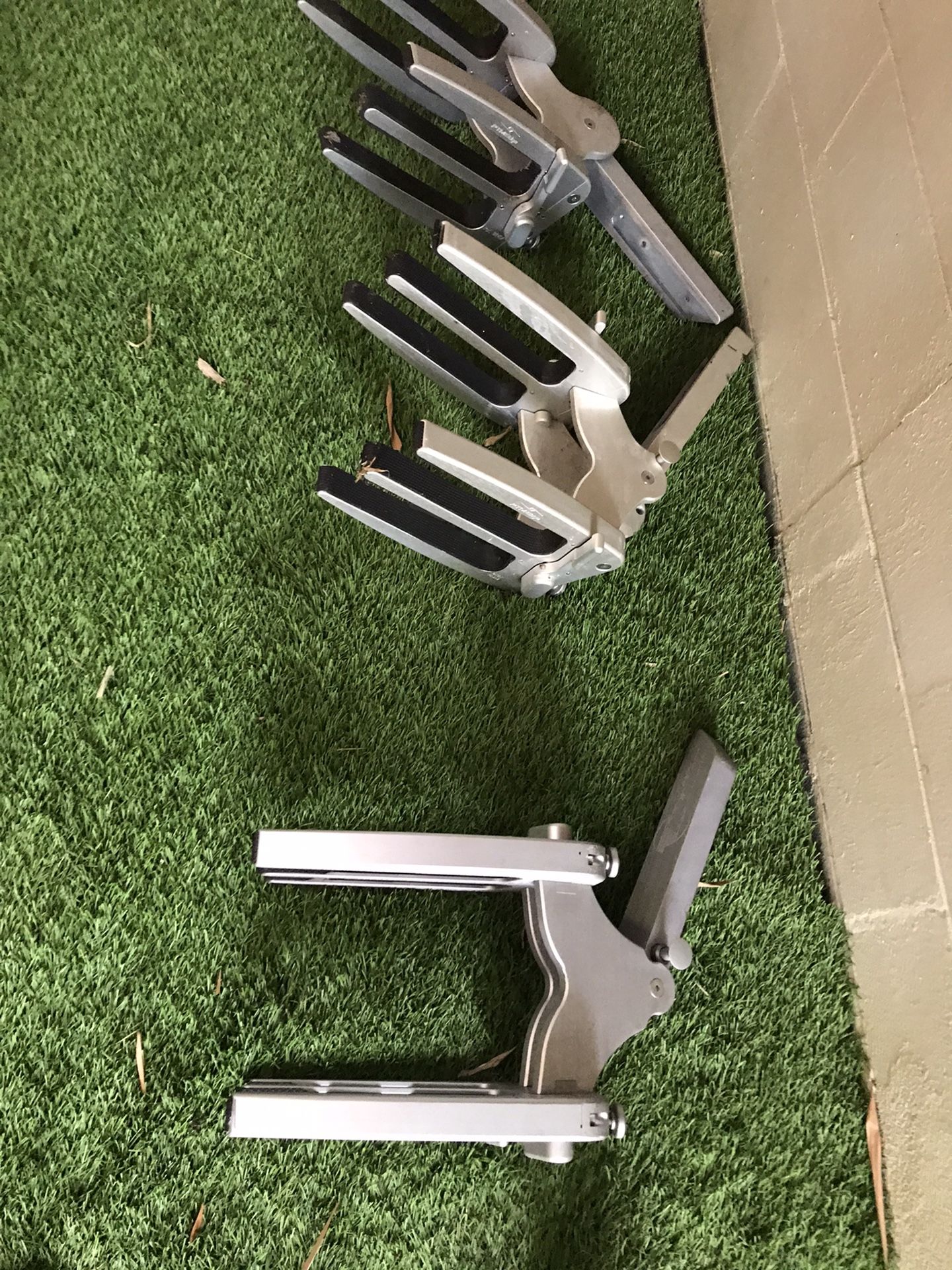 PTM EDGE CLAMPING RACKS Wakeboard board racks. Priced to sell!! for Sale in Orlando, FL OfferUp