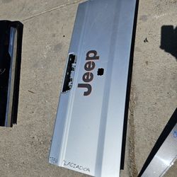 Jeep Gladiator  Tailgate  Liftgate Oem New Model  
