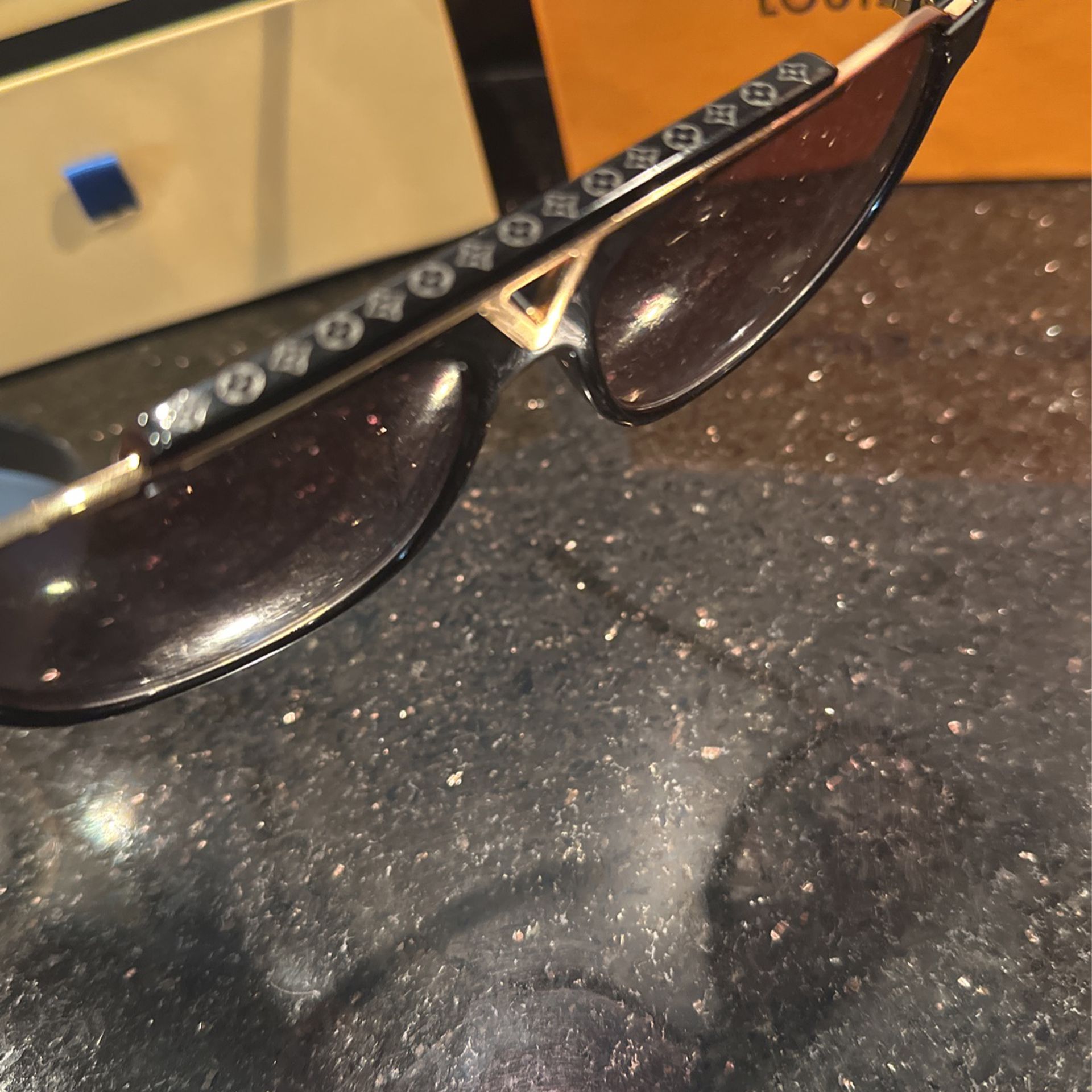 Louis Vuitton Sunglasses for Sale in Tampa, FL - OfferUp