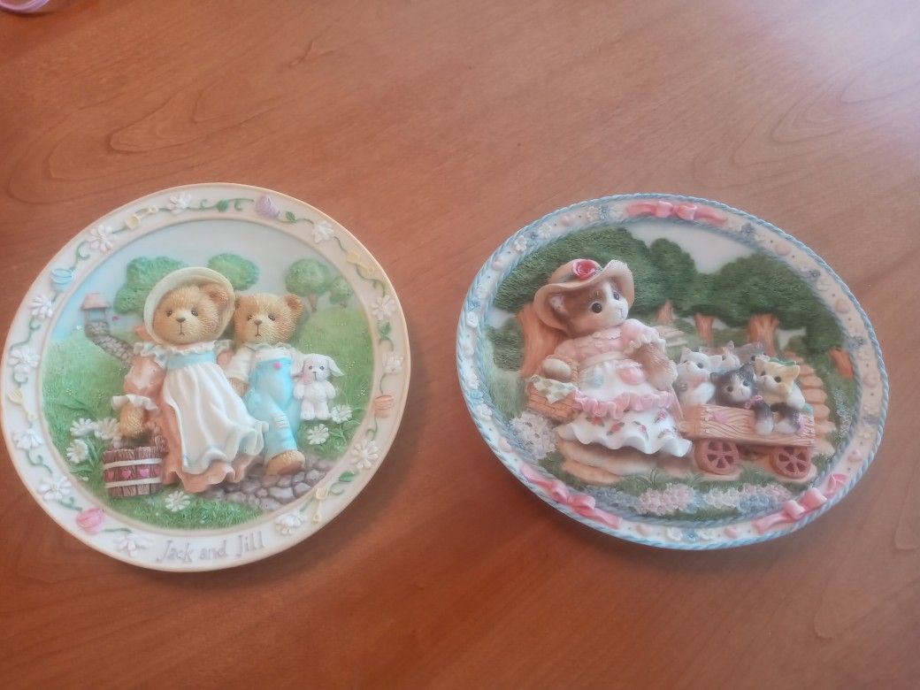 2 Vintage Priscilla Hillman Wall Plates For Your Nursery