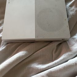 Xbox One S Comes With Cords 