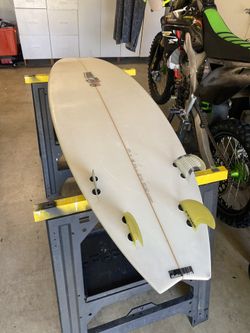 JS short board surfboard 5’11