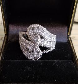 NEW 925 Sterling Silver White Sapphire Twist Ring sz. 8