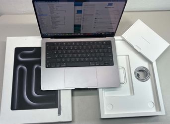 Apple MacBook Pro M3 2023 14" 8GB RAM 512GB SSD ~  Laptop