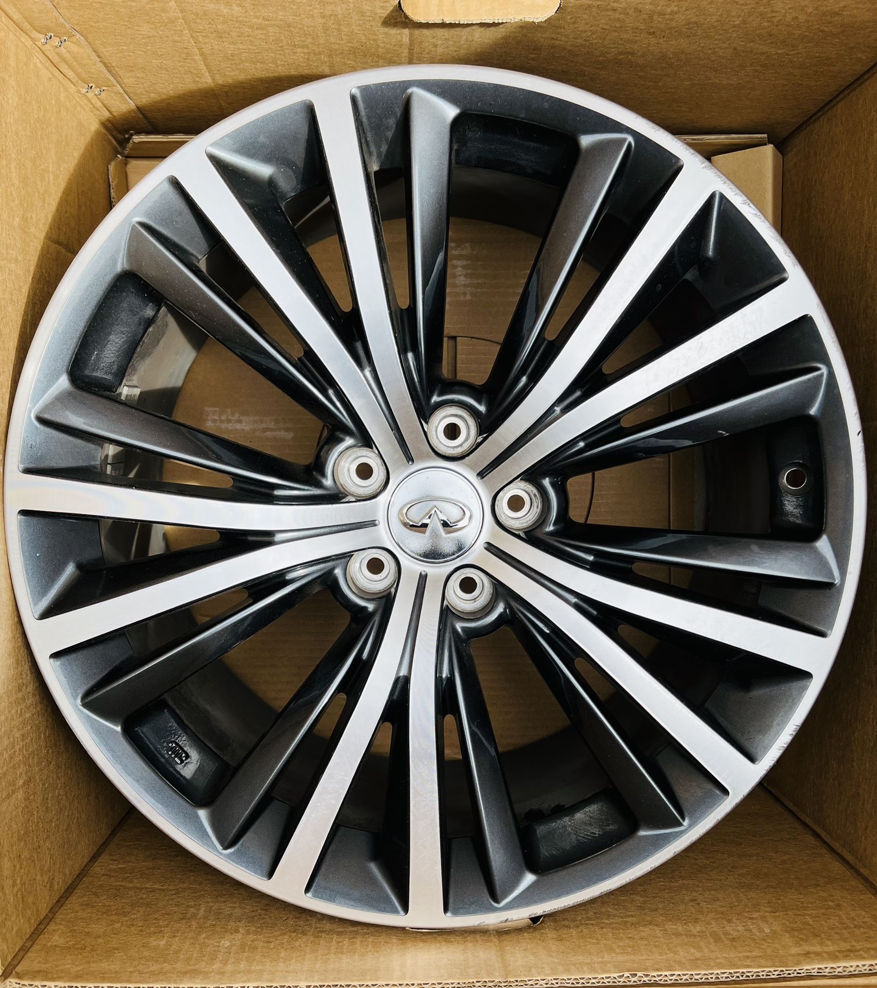 19” OEM Infiniti Q60 Wheels